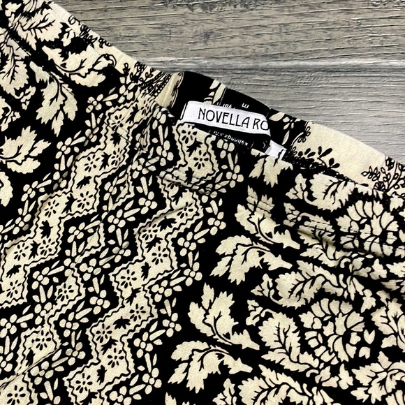 Novella Royale Bell Bottoms - Picture 11 of 15